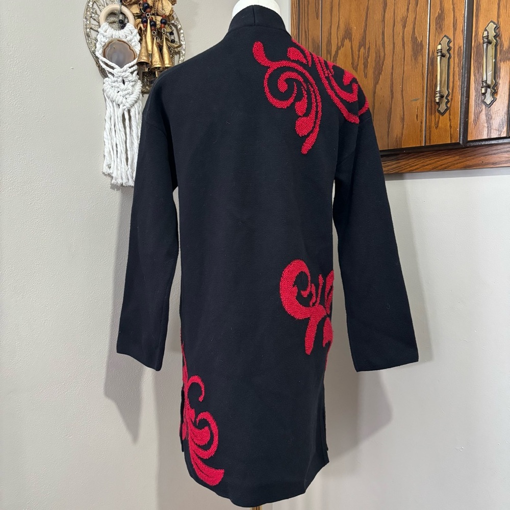 Chico’s Black and Red Long Embroidered Cardigan Size 0 - Picture 4 of 11